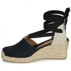 Chaussures Femme Sandales et Nu-pieds Betty London GRANDA Noir 9 Chaussures Femme Sandales et Nu-pieds Betty London GRANDA Noir -Sandales Soldes Boutique 13269235 500 D