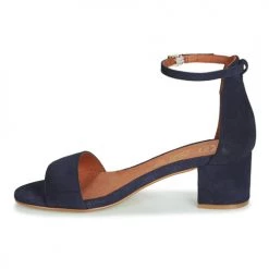 Chaussures Femme Sandales et Nu-pieds Betty London INNAMATA Marine 9 Chaussures Femme Sandales et Nu-pieds Betty London INNAMATA Marine -Sandales Soldes Boutique 13269238 500 D