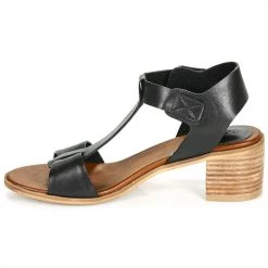 Chaussures Femme Sandales et Nu-pieds Kickers VALMONS Noir -Sandales Soldes Boutique 16259688 500 D