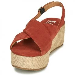 Chaussures Femme Sandales et Nu-pieds Elue par nous GESIEL Rouge -Sandales Soldes Boutique 16561794 500 C
