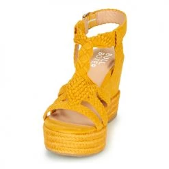 Chaussures Femme Sandales et Nu-pieds Bullboxer 175018F2T Jaune -Sandales Soldes Boutique 16615042 500 C