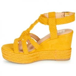 Chaussures Femme Sandales et Nu-pieds Bullboxer 175018F2T Jaune -Sandales Soldes Boutique 16615042 500 D