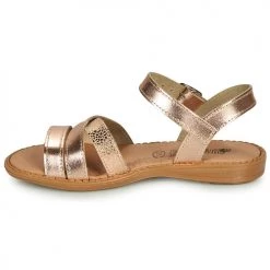 Chaussures Fille Sandales et Nu-pieds Citrouille et Compagnie IZOEGL Bronze -Sandales Soldes Boutique 16698331 500 D