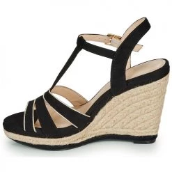 Chaussures Femme Sandales et Nu-pieds André JULY Noir -Sandales Soldes Boutique 16734990 500 D