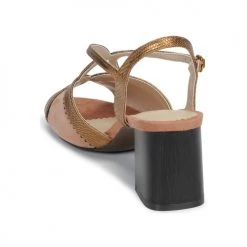 Chaussures Femme Sandales et Nu-pieds André LA MAGICIENNE Rose -Sandales Soldes Boutique 16735079 500 E
