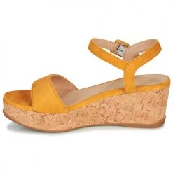 Chaussures Femme Sandales et Nu-pieds Unisa KOME Jaune -Sandales Soldes Boutique 16758976 500 D