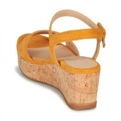 Chaussures Femme Sandales et Nu-pieds Unisa KOME Jaune -Sandales Soldes Boutique 16758976 500 E