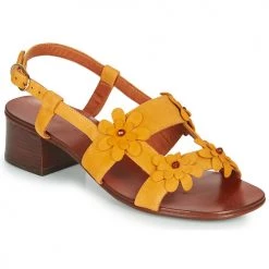 Chaussures Femme Sandales et Nu-pieds Chie Mihara QUESIA Jaune