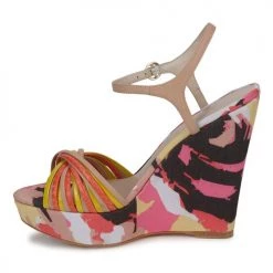 Chaussures Femme Sandales et Nu-pieds Bourne KARMEL Beige / Multicolore -Sandales Soldes Boutique 174052 500 D