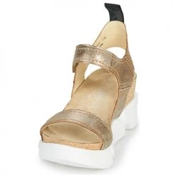 Chaussures Femme Sandales et Nu-pieds Fly London SENA Doré -Sandales Soldes Boutique 18649475 500 C