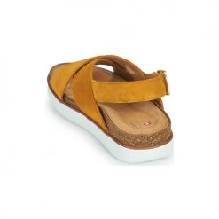 Chaussures Femme Sandales et Nu-pieds Clarks ELAYNE CROSS Moutarde -Sandales Soldes Boutique 18858109 500 E