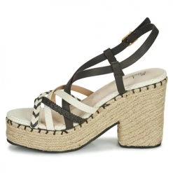 Chaussures Femme Sandales et Nu-pieds Menbur BALMUCCIA Noir / Blanc -Sandales Soldes Boutique 18918645 500 D