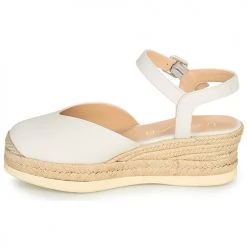 Chaussures Femme Sandales et Nu-pieds Unisa CEINOS Blanc -Sandales Soldes Boutique 18944795 500 D