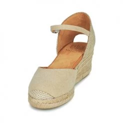 Chaussures Femme Sandales et Nu-pieds Unisa CISCA Beige -Sandales Soldes Boutique 18944816 500 C