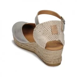 Chaussures Femme Sandales et Nu-pieds Betty London INONO Argenté 10 Chaussures Femme Sandales et Nu-pieds Betty London INONO Argenté -Sandales Soldes Boutique 18980966 500 E