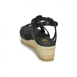 Chaussures Femme Sandales et Nu-pieds Betty London OBORSEL Noir 10 Chaussures Femme Sandales et Nu-pieds Betty London OBORSEL Noir -Sandales Soldes Boutique 18980982 500 E