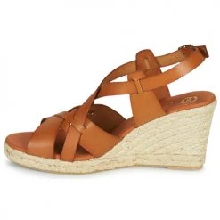 Chaussures Femme Sandales et Nu-pieds Betty London OSAVER Camel -Sandales Soldes Boutique 18980984 500 D