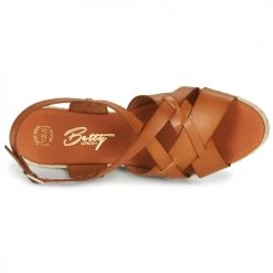 Chaussures Femme Sandales et Nu-pieds Betty London OSAVER Camel -Sandales Soldes Boutique 18980984 500 F