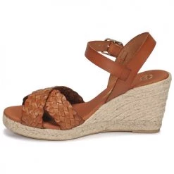 Chaussures Femme Sandales et Nu-pieds Betty London OBILLIE Marron 9 Chaussures Femme Sandales et Nu-pieds Betty London OBILLIE Marron -Sandales Soldes Boutique 18980990 500 D