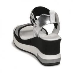 Chaussures Femme Sandales et Nu-pieds NeroGiardini CAMINO Noir / Argenté -Sandales Soldes Boutique 19236455 500 E