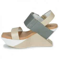 Chaussures Femme Sandales et Nu-pieds United nude DELTA WEDGE SANDAL Nude -Sandales Soldes Boutique 21097314 500 D