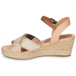 Chaussures Femme Sandales et Nu-pieds Tommy Hilfiger TOMMY WEBBING LOW WEDGE SANDAL Beige -Sandales Soldes Boutique 21189986 500 D