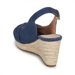 Chaussures Femme Sandales et Nu-pieds Geox D SOLEIL B Marine -Sandales Soldes Boutique 21201143 500 E