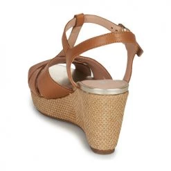 Chaussures Femme Sandales et Nu-pieds Geox D SOLEIL C Marron -Sandales Soldes Boutique 21201145 500 E