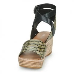 Chaussures Femme Sandales et Nu-pieds Regard DAVE V2 ZULU TAUPE Vert / Noir -Sandales Soldes Boutique 21271977 500 C