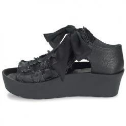 Chaussures Femme Sandales et Nu-pieds Papucei ARYA Noir -Sandales Soldes Boutique 21427187 500 D