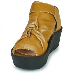 Chaussures Femme Sandales et Nu-pieds Papucei MAURA Moutarde -Sandales Soldes Boutique 21427198 500 C