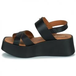 Chaussures Femme Sandales et Nu-pieds Sweet Lemon LIORA Noir -Sandales Soldes Boutique 21500327 500 D