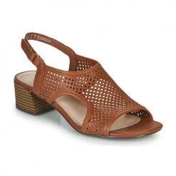 Chaussures Femme Sandales et Nu-pieds Clarks CAROLEIGH STAR Camel