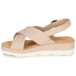 Chaussures Femme Sandales et Nu-pieds Clarks CLARA COVE Nude -Sandales Soldes Boutique 21500622 500 D