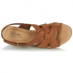 Chaussures Femme Sandales et Nu-pieds Clarks GISELLE BEACH Camel -Sandales Soldes Boutique 21500625 500 F