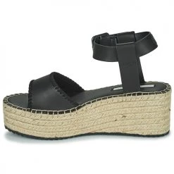 Chaussures Femme Sandales et Nu-pieds Pepe jeans WITNEY INDIE Noir -Sandales Soldes Boutique 21504005 500 D