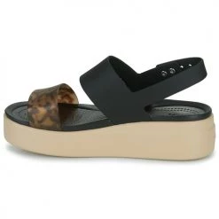 Chaussures Femme Sandales et Nu-pieds Crocs CROCS BROOKLYN TORT LOWWDGEW Noir / Multi -Sandales Soldes Boutique 22802715 500 D