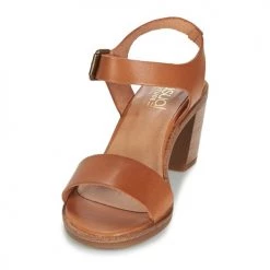 Chaussures Femme Sandales et Nu-pieds Casual Attitude CAILLE Camel -Sandales Soldes Boutique 3008371 500 C