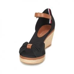Chaussures Femme Sandales et Nu-pieds Tommy Hilfiger ELBA 40D Noir / Marron -Sandales Soldes Boutique 4613292 500 C