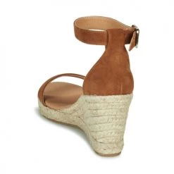 Chaussures Femme Sandales et Nu-pieds Betty London INDALI Marron -Sandales Soldes Boutique 6965042 500 E