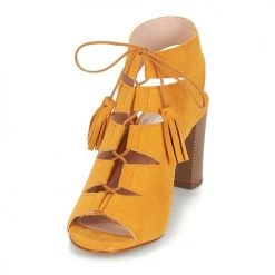 Chaussures Femme Sandales et Nu-pieds Betty London EVENE Jaune -Sandales Soldes Boutique 6965067 500 C