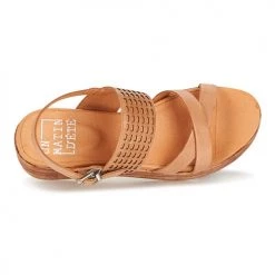 Chaussures Femme Sandales et Nu-pieds Un Matin d'Eté DAO Marron -Sandales Soldes Boutique 7477742 500 F