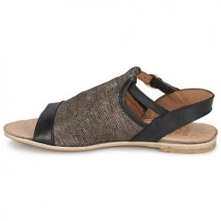 Chaussures Femme Sandales et Nu-pieds Coqueterra CRAFT Noir -Sandales Soldes Boutique 772406 500 D
