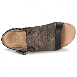 Chaussures Femme Sandales et Nu-pieds Coqueterra CRAFT Noir -Sandales Soldes Boutique 772406 500 F