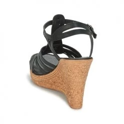 Chaussures Femme Sandales et Nu-pieds André FABULEUSE Noir -Sandales Soldes Boutique 8401180 500 E