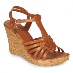 Chaussures Femme Sandales et Nu-pieds André FABULEUSE Camel
