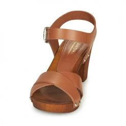Chaussures Femme Sandales et Nu-pieds André BONGO Marron -Sandales Soldes Boutique 8401209 500 C