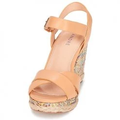Chaussures Femme Sandales et Nu-pieds André ANTARES Nude -Sandales Soldes Boutique 8401260 500 C